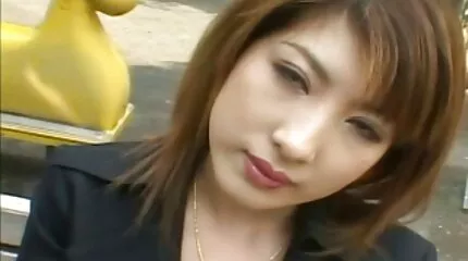 فيديو مثير سكس امهات اجنبي مترجم للغاية مع رجلين وامرأة