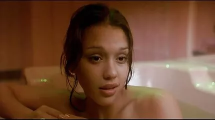 قضيب الرجل لا ينهض والممرضة تساعده على المضاجعة في سكس ام مترجم عربي الدفع