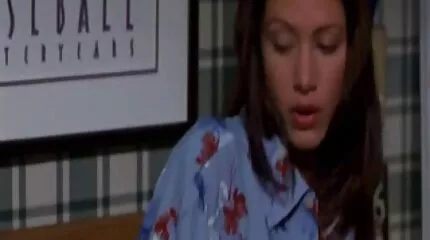 السحاقيات المسكرات في المكتب يتمتعن بهزات سكس عربي ام الجماع