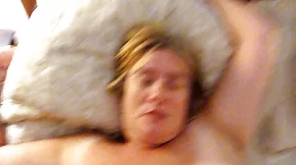 الجميلات سكس امهات مترجم عربي يشاهدن امرأة إباحية جميلة.