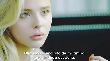 الرجل العجوز يصور الجنس الإنجليزي على الهاتف. افلام سكس امهات عربي