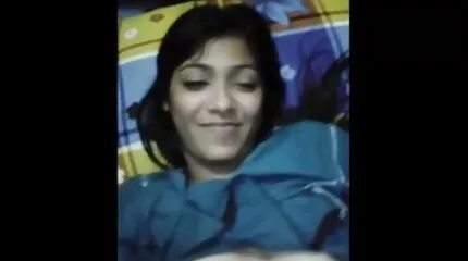 يلمس بزاز امرأة ويلعق كسها ويضعها سكس امهات مترجم عربي على قضيب شاب.