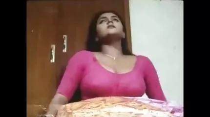 لعق تيمو هاردي كس محلوق الجمال وقليها بشكل سكس امهات اجنبي مترجم صحيح