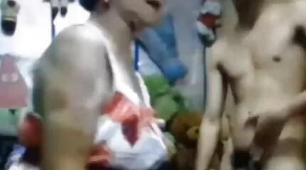 التدليك المثير والمثير سكس مترجم عربي امهات تحول إلى إباحي حقيقي.
