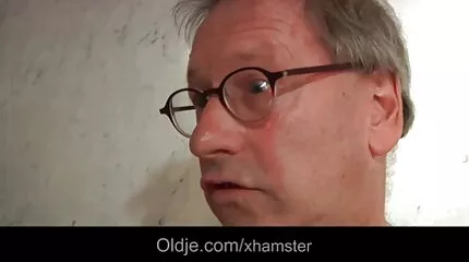 فيديو جنسي سكس امهات عرب قديم للاعبي كرة القدم الروس