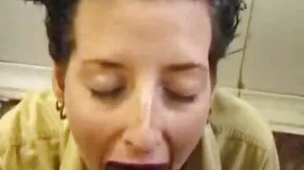 مثير فاتنة حصلت سوبر لعق ومارس سكس ام وابنها عربي الجنس